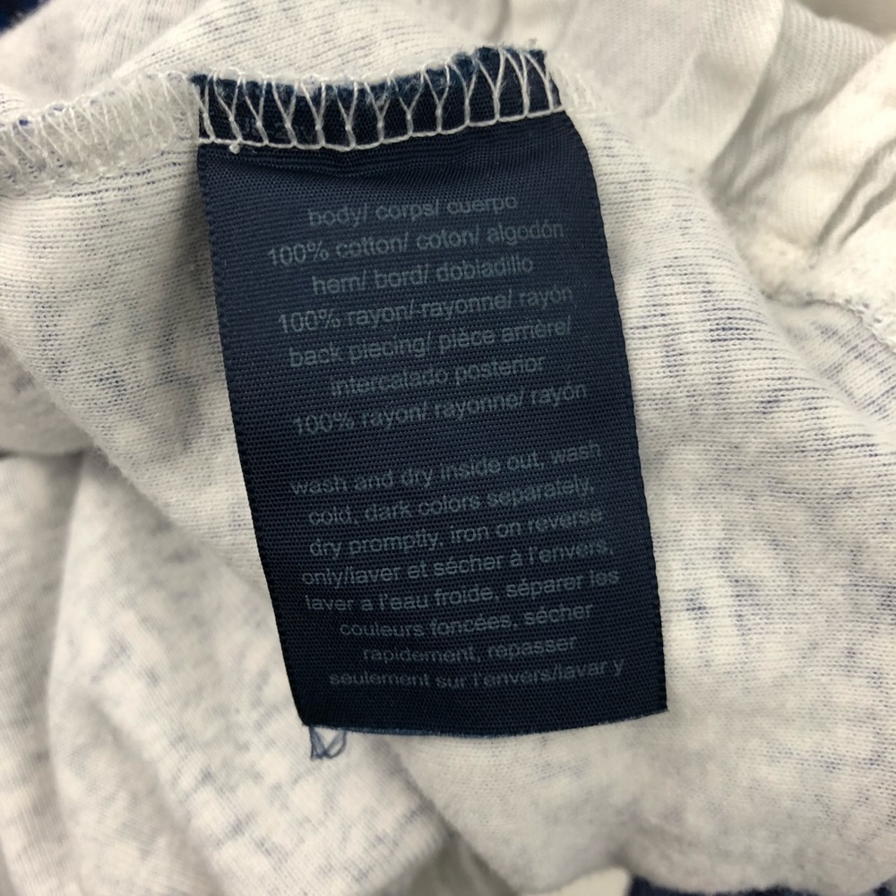 Tommy Hilfiger Top Size 1X - Picture 6 of 6